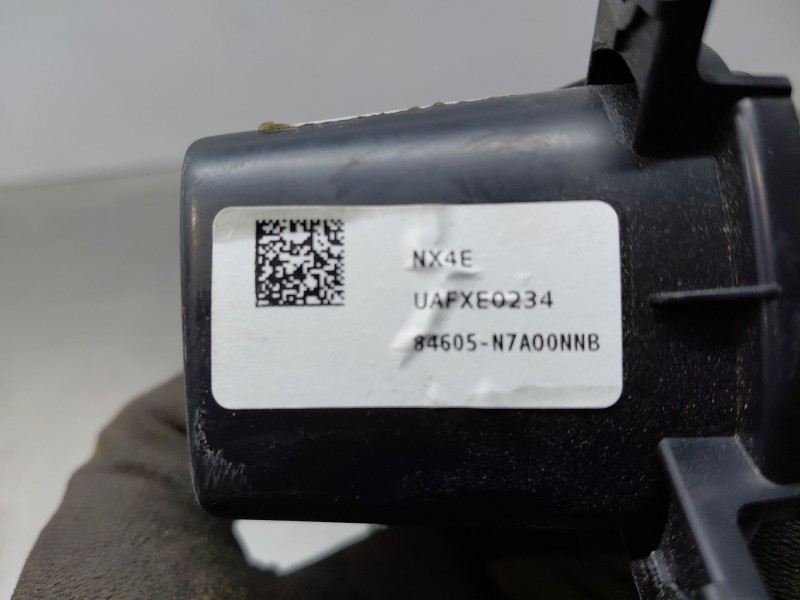 Recambio de freno de mano electrico para hyundai tucson hybrid referencia OEM IAM 93766N7200LM5 93766N7200L 
