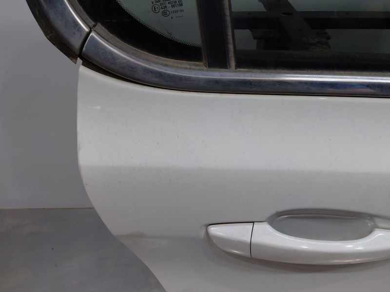 Recambio de puerta trasera derecha para peugeot 308 allure referencia OEM IAM   