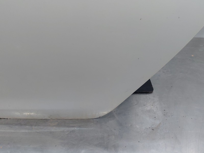 Recambio de puerta trasera izquierda para peugeot 308 allure referencia OEM IAM   