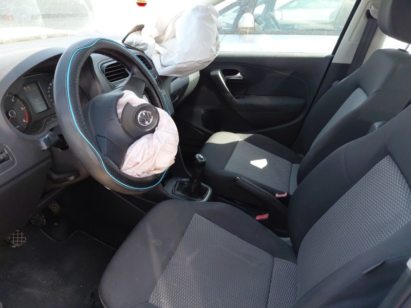 volkswagen polo v (6r1, 6c1) del año 2009
