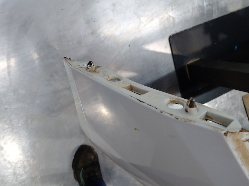 Recambio de paragolpes trasero para peugeot 308 allure referencia OEM IAM   