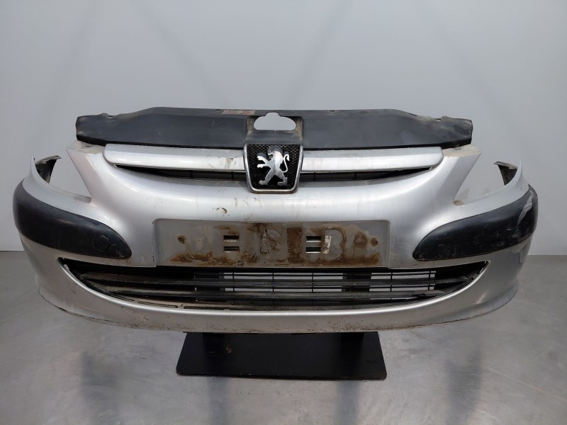 Recambio de paragolpes delantero para peugeot 307 (3a/c) 2.0 hdi 90 referencia OEM IAM   