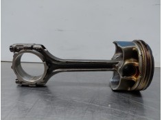 Recambio de biela para hyundai tucson hybrid referencia OEM IAM 235102M700  