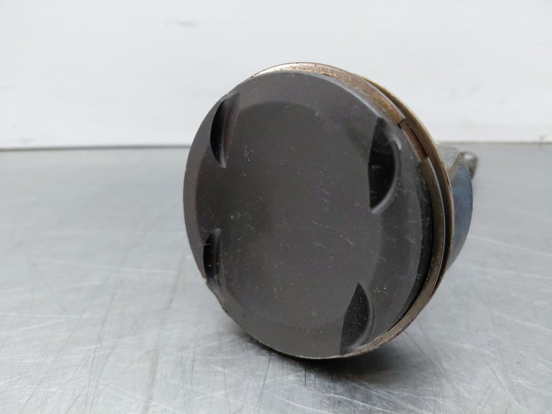 Recambio de biela para hyundai tucson hybrid referencia OEM IAM 235102M700  