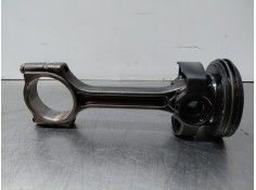 Recambio de biela para renault master iii furgón referencia OEM IAM 121002268R  