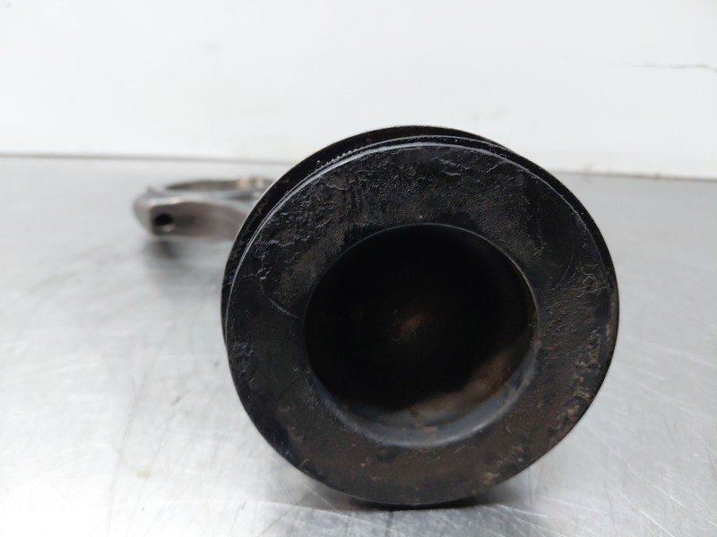 Recambio de biela para renault master iii furgón referencia OEM IAM 121002268R  