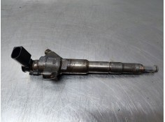 Recambio de inyector para renault master iii furgón referencia OEM IAM 166009567R  