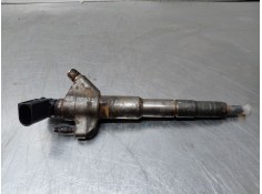 Recambio de inyector para renault master iii furgón referencia OEM IAM 166009567R  