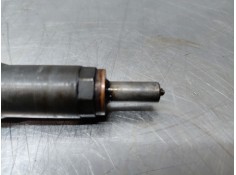Recambio de inyector para renault master iii furgón referencia OEM IAM 166009567R   2