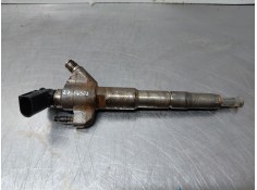 Recambio de inyector para renault master iii furgón referencia OEM IAM 166009567R  