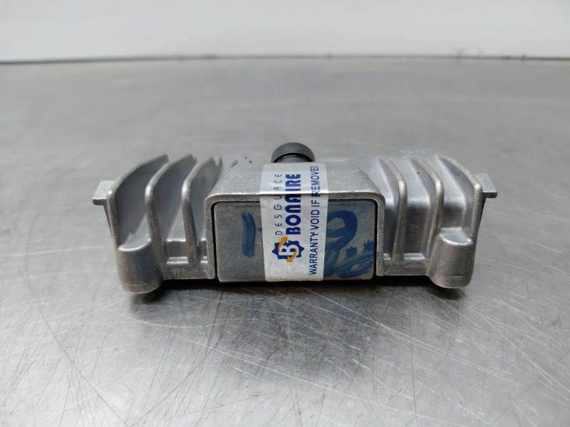 Recambio de sensor de aparcamiento para hyundai tucson hybrid referencia OEM IAM 99211N9000  