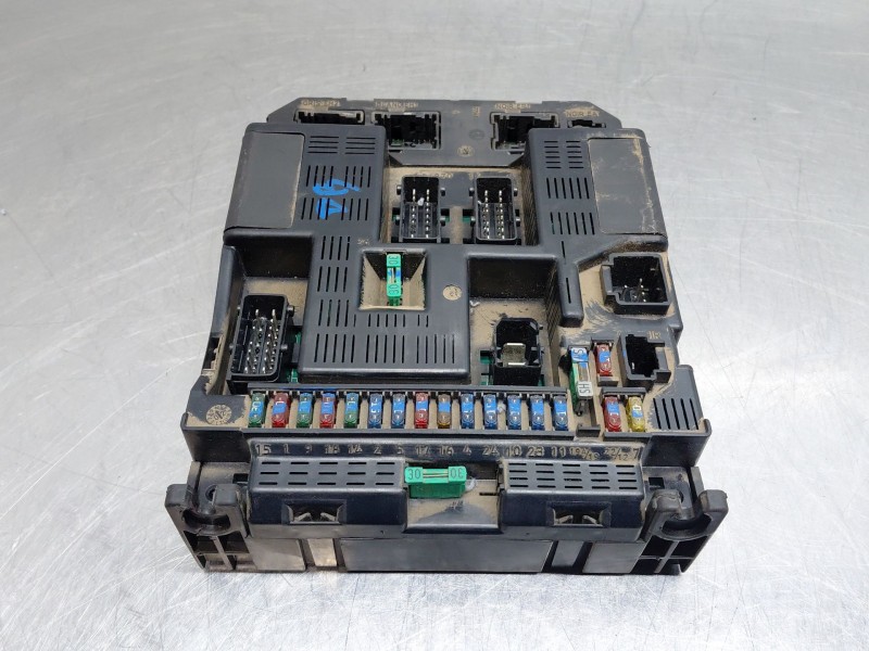 Recambio de caja reles / fusibles para peugeot 307 (3a/c) 1.6 16v referencia OEM IAM   