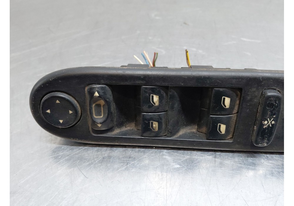 Recambio de mando elevalunas delantero izquierdo para peugeot 307 (3a/c) 1.6 16v referencia OEM IAM   