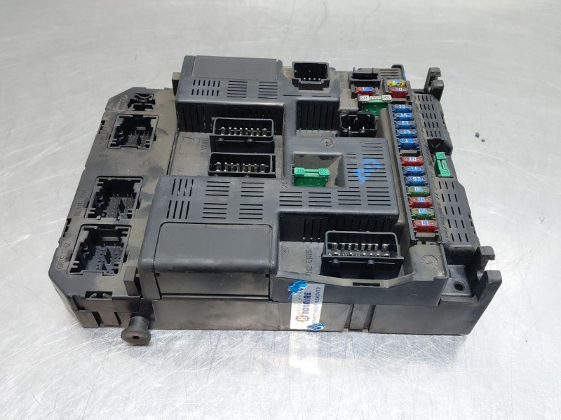 Recambio de caja reles / fusibles para peugeot 307 (3a/c) 2.0 hdi 90 referencia OEM IAM   