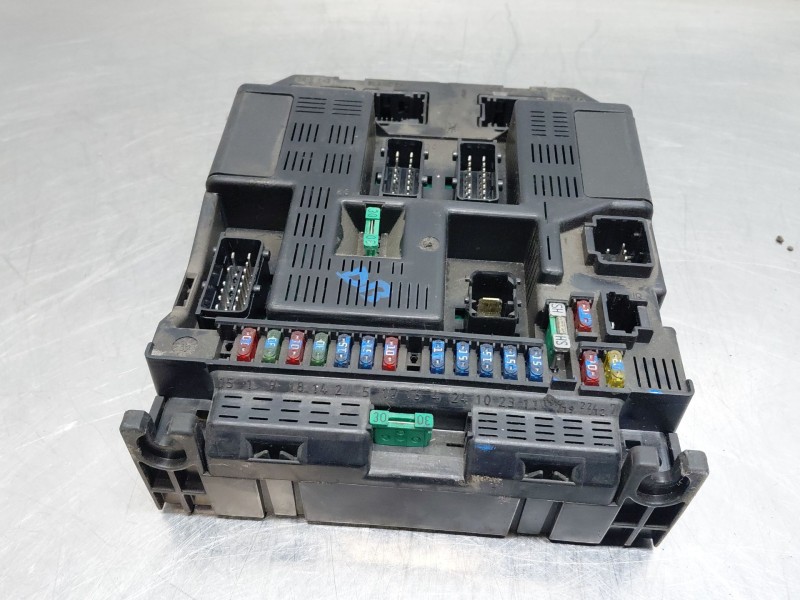 Recambio de caja reles / fusibles para peugeot 307 (3a/c) 2.0 hdi 90 referencia OEM IAM   