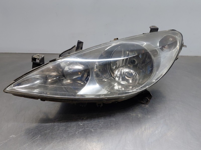 Recambio de faro izquierdo para peugeot 307 (3a/c) 2.0 hdi 90 referencia OEM IAM   