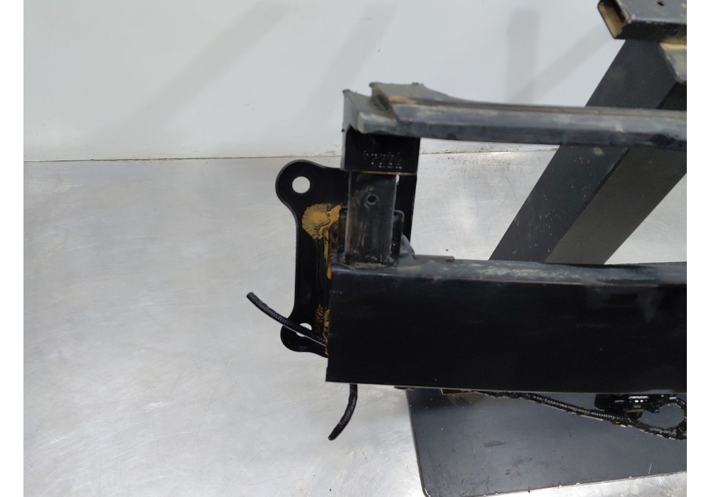 Recambio de refuerzo paragolpes delantero para kia sportage drive referencia OEM IAM   