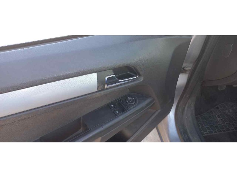 opel astra h berlina del año 2007