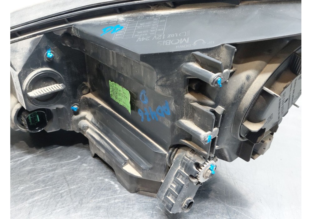 Recambio de faro derecho para kia sportage drive referencia OEM IAM   