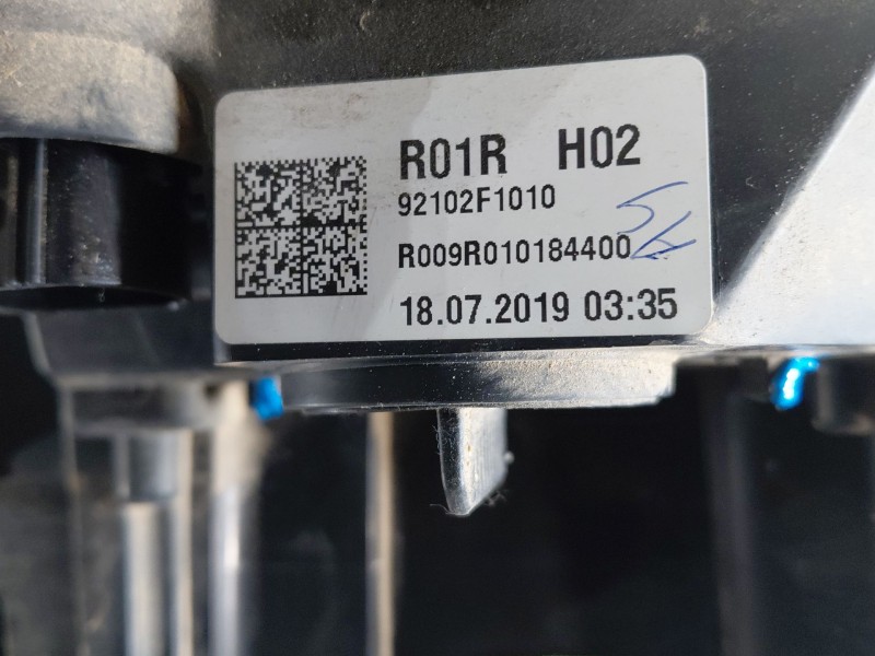 Recambio de faro derecho para kia sportage drive referencia OEM IAM   