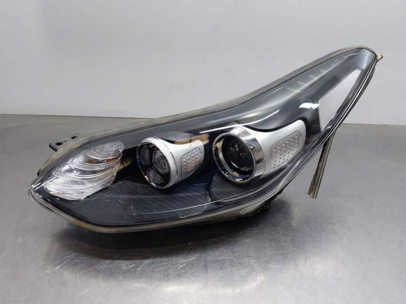 Recambio de faro izquierdo para kia sportage drive referencia OEM IAM   