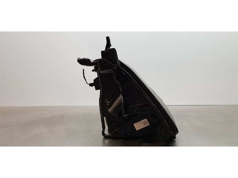 Recambio de guantera para kia sportage basic 2wd referencia OEM IAM 84510F1100WK  