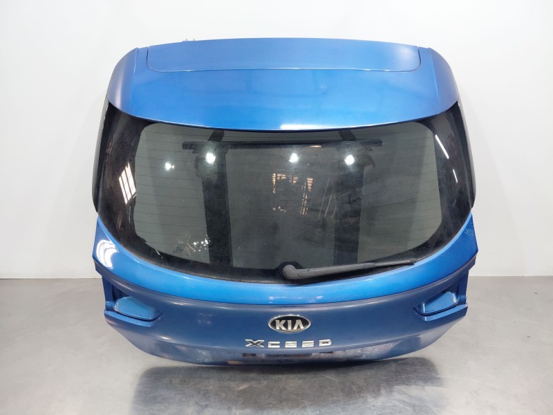Recambio de porton trasero para kia xceed drive referencia OEM IAM   