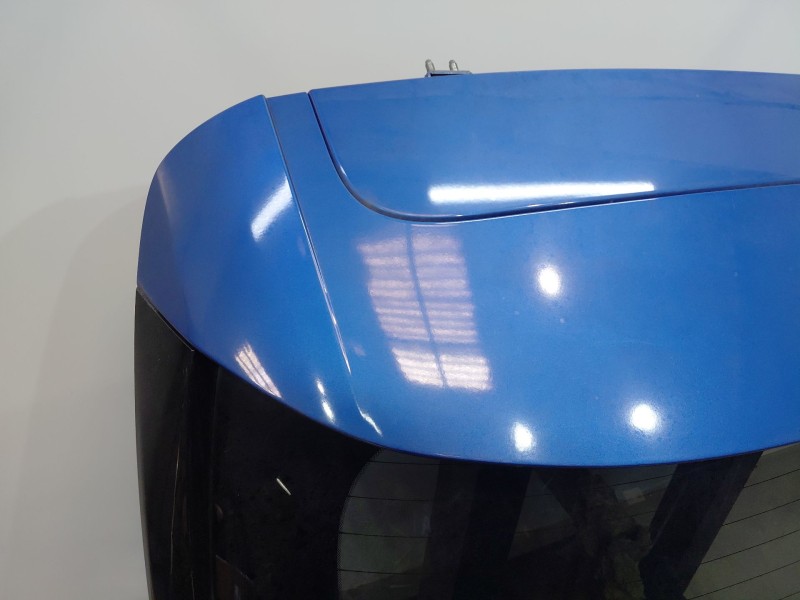 Recambio de porton trasero para kia xceed drive referencia OEM IAM   