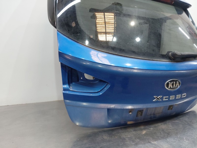 Recambio de porton trasero para kia xceed drive referencia OEM IAM   