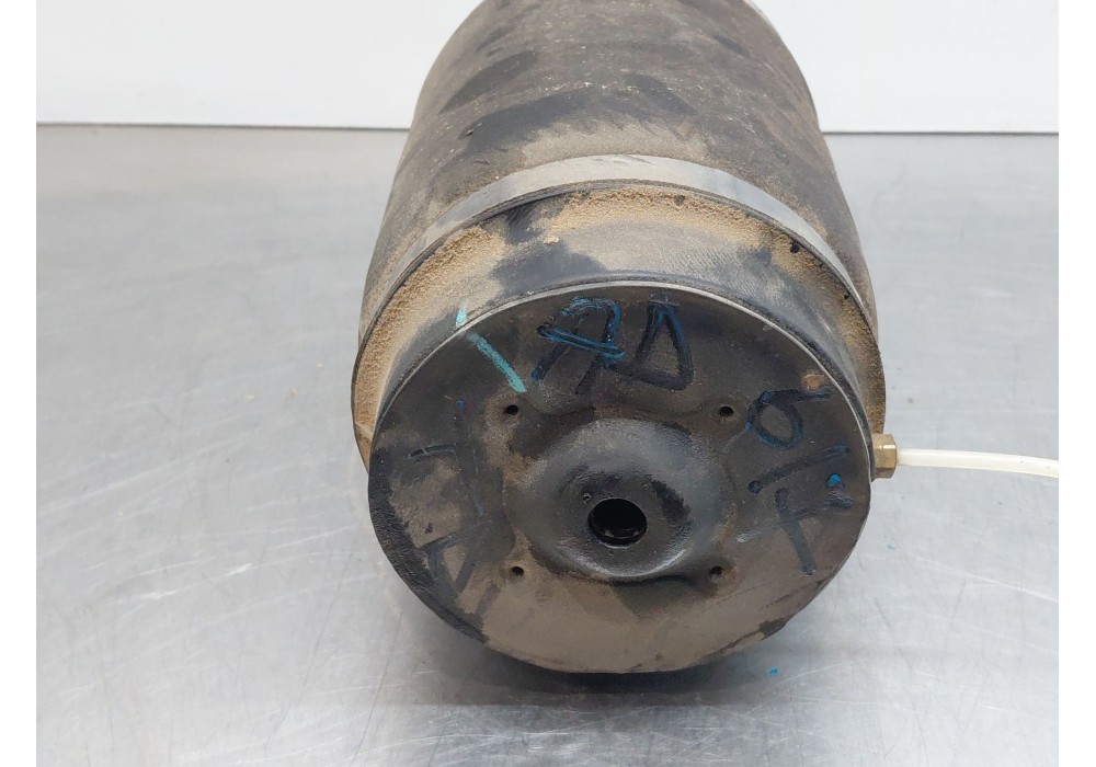 Recambio de amortiguador trasero derecho para mercedes-benz clase gl (x164) 4-matic referencia OEM IAM A1643200725  
