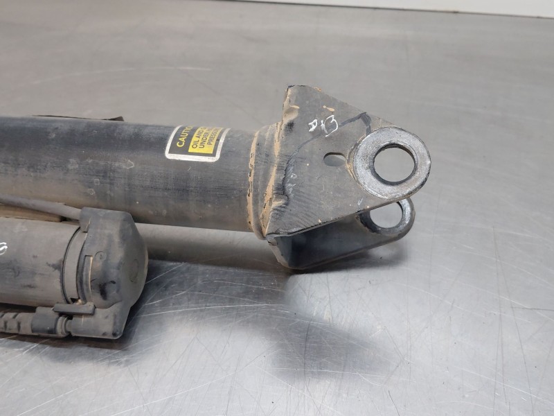 Recambio de amortiguador trasero derecho para mercedes-benz clase gl (x164) 4-matic referencia OEM IAM A1643203031  