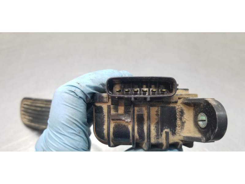 Recambio de potenciometro pedal para toyota hilux (kun) extra cab 4x4 referencia OEM IAM 781200K010 VN1988003140 