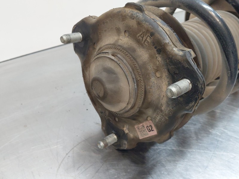 Recambio de amortiguador delantero derecho para kia xceed drive referencia OEM IAM   