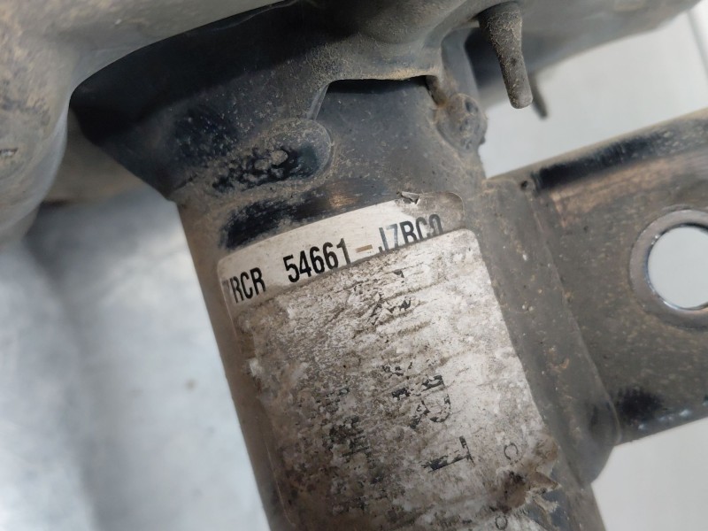 Recambio de amortiguador delantero derecho para kia xceed drive referencia OEM IAM   