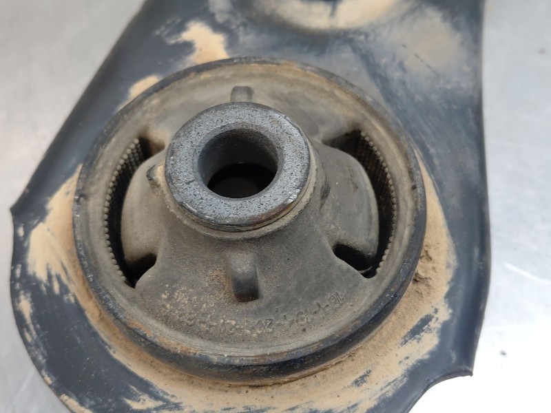 Recambio de brazo suspension inferior delantero derecho para kia xceed drive referencia OEM IAM   