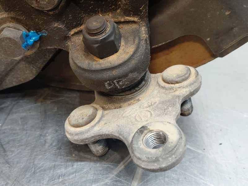 Recambio de mangueta delantera derecha para kia xceed drive referencia OEM IAM   