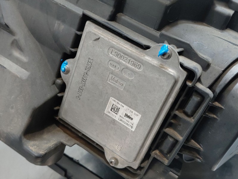 Recambio de faro derecho para bmw x1 (e84) sdrive 18 d referencia OEM IAM   