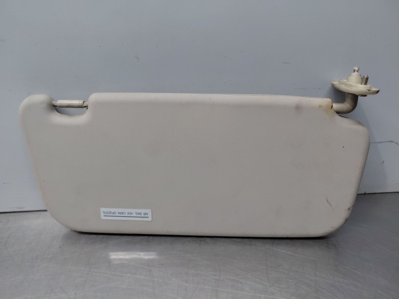 Recambio de parasol izquierdo para hyundai getz (tb) 1.3 i referencia OEM IAM   