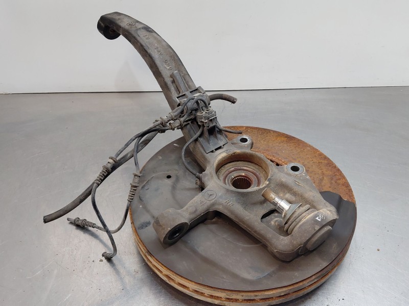 Recambio de mangueta delantera derecha para mercedes-benz clase gl (x164) 4-matic referencia OEM IAM A1643302420  