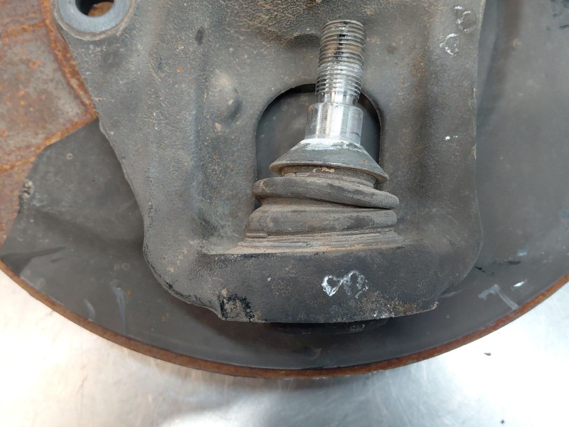 Recambio de mangueta delantera izquierda para mercedes-benz clase gl (x164) 4-matic referencia OEM IAM A164330232039  