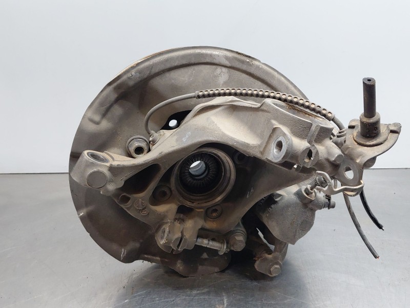 Recambio de mangueta delantera izquierda para bmw 2 gran tourer (f46) 218 d referencia OEM IAM 31216876645  