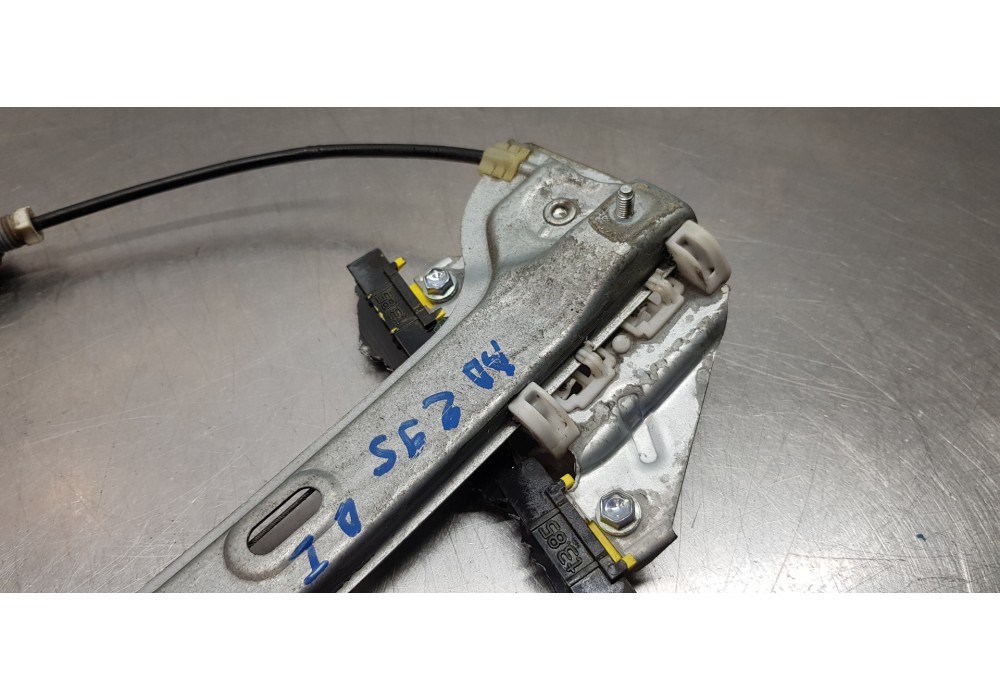 Recambio de elevalunas delantero izquierdo para toyota corolla touring sports (e21) hybrid advance referencia OEM IAM 6982002741