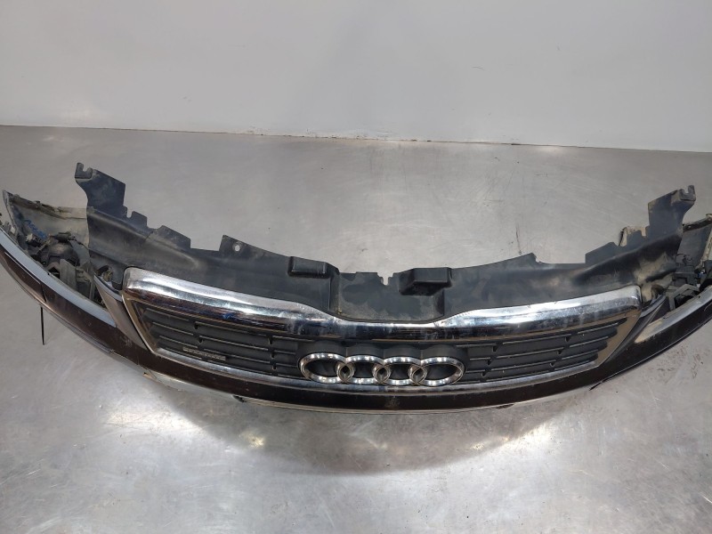 Recambio de paragolpes delantero para audi a8 d3 (4e2, 4e8) 3.0 tdi quattro referencia OEM IAM   