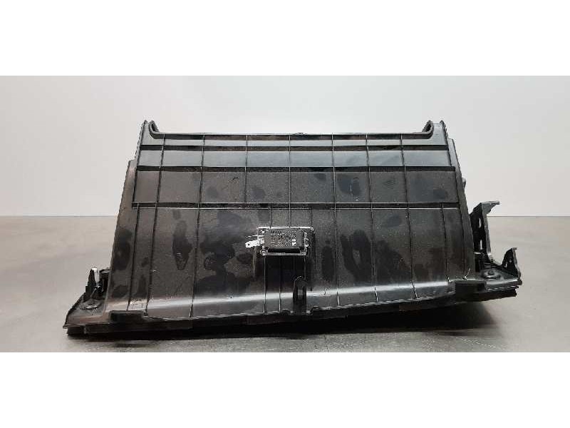 Recambio de guantera para kia sportage basic 2wd referencia OEM IAM 84510F1100WK  