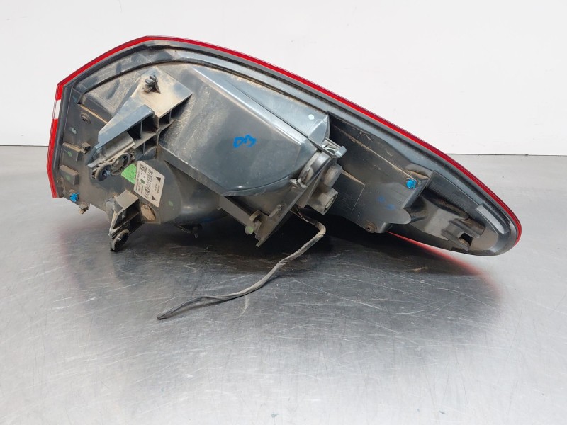 Recambio de piloto trasero izquierdo para bmw 2 gran tourer (f46) 218 d referencia OEM IAM 63217330473  
