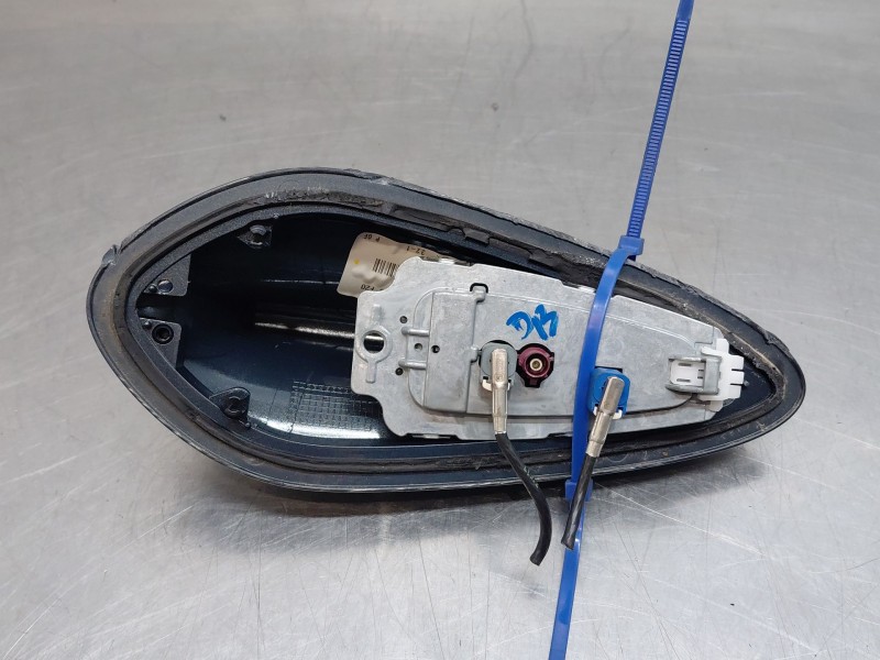 Recambio de antena para bmw 2 gran tourer (f46) 218 d referencia OEM IAM 65209226896  