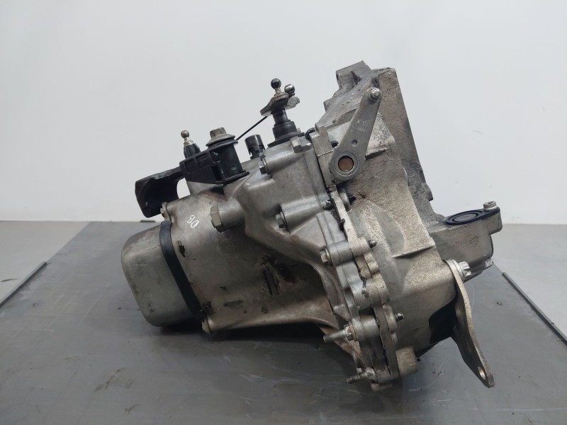 Recambio de caja cambios para peugeot bipper 1.4 hdi referencia OEM IAM   