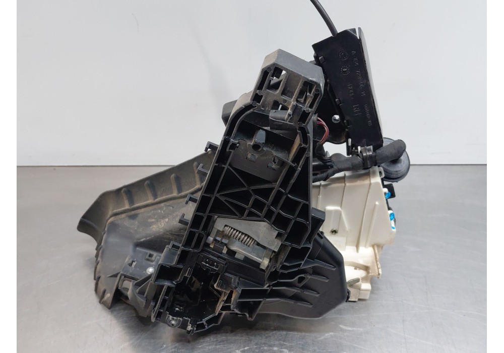 Recambio de cerradura puerta delantera derecha para mercedes-benz clase gl (x164) 4-matic referencia OEM IAM A1647201035 a164760