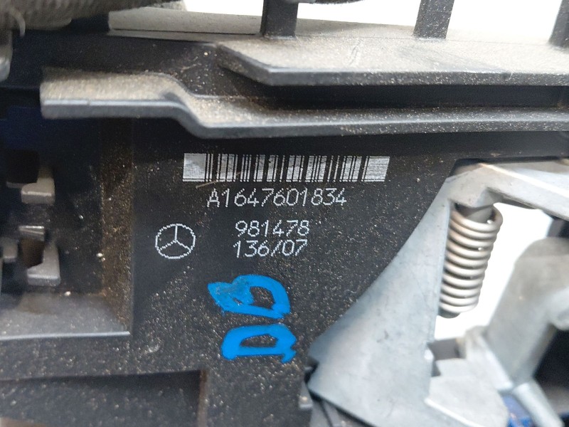 Recambio de cerradura puerta delantera derecha para mercedes-benz clase gl (x164) 4-matic referencia OEM IAM A1647201035 a164760