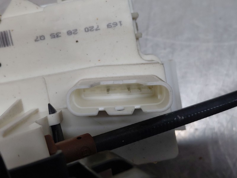 Recambio de cerradura puerta delantera derecha para mercedes-benz clase gl (x164) 4-matic referencia OEM IAM A1647201035 a164760